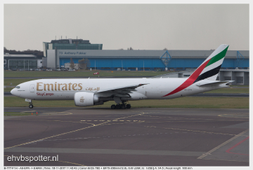 Emirates SkyCargo_A6-EFN-B-777-F1H_EHAM.jpg