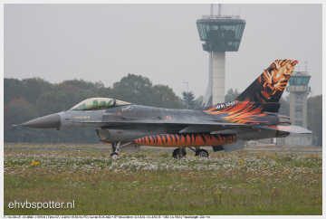 F-16C-50-CF - 93-0682_EHVK