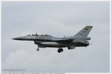 F-16D-30-CF - 87-0002_EHVK