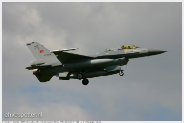 F-16D-40-CF - 91-0024_EBFS