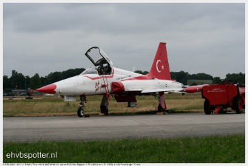 NF-5A-2000 - 3013_EHVK