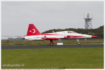 NF-5A-2000 - 3046_EHLW