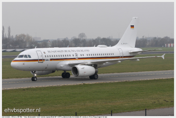 A319-133X - 15+02_EHRD