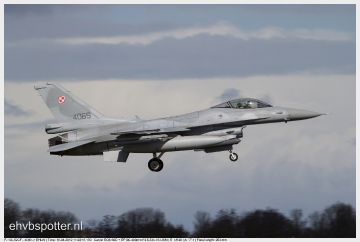 F-16C-52CF - 4069_EHLW