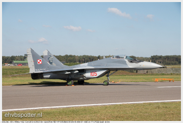 MiG-29A - 105_EBBL