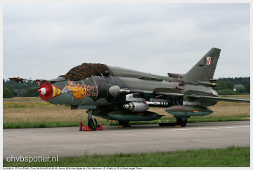 Su-22M-4 - 3713_EHVK