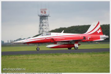 F-5E - J-3087_EHLW