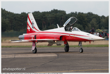 F-5E - J-3089_EBBL