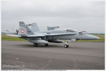 F-A-18C-49-MC - J-5014_LFQI