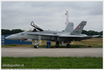 F-A-18C-49-MC - J-5021_EHVK