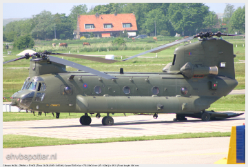 Chinook HC2A - ZH894_EHKD