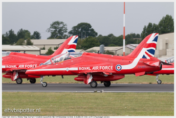 Hawk T1W - XX310_EGVA