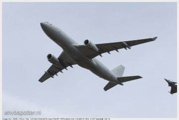 Voyager KC3 - ZZ335_EGVA