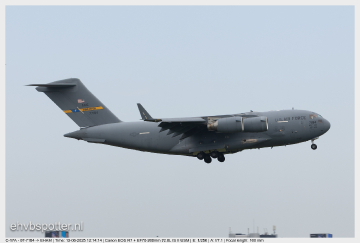C-17A - 07-7184_EHAM
