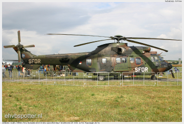 2004_06_18_09_01_31_AS532U2 - S-445