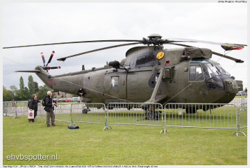 2011_07_09_13_03_22_Sea King HC4+ - ZF120