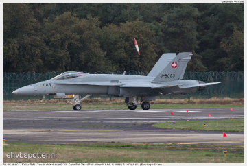 2018_09_07_11_01_51_F-A-18C-48-MC - J-5003