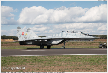 2018_09_07_13_20_37_MiG-29UBS - 1303