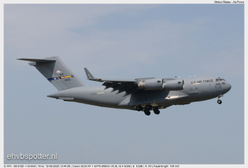 2025-06-13 Amsterdam - USAF C-17A