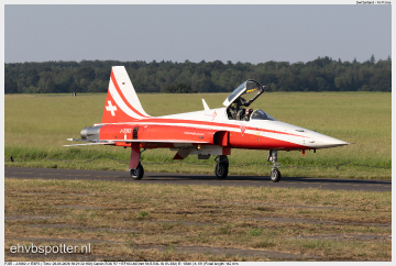 2026_06_26_18_21_02_F-5E - J-3082