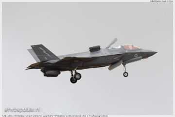 2026_07_21_12_09_34_F-35B - ZM166