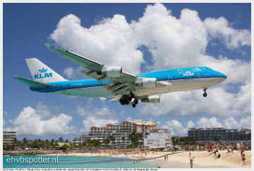 B-747-406 - PH-BFN_TNCM