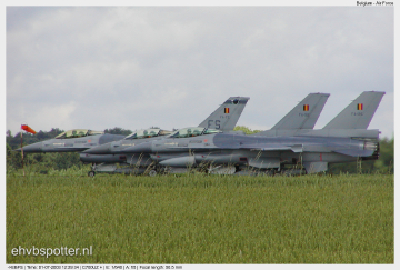 2003_07_01_12_29_34_F-16AM - Formation.jpg