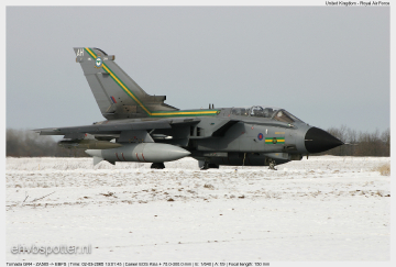 2005_03_02_13_01_43_Tornado GR4 - ZA585.jpg